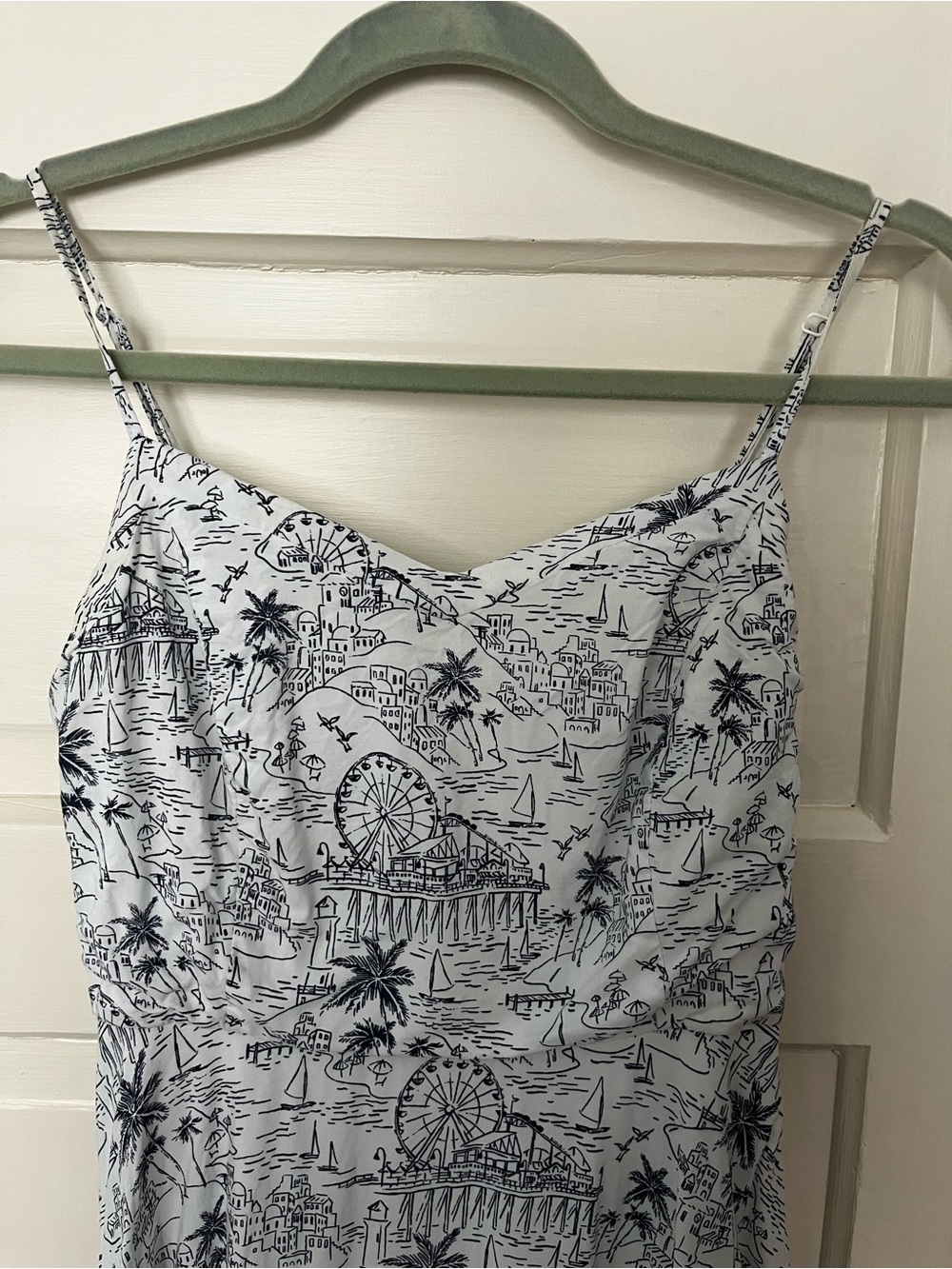 Women’s White & Navy print dress - Picture 3 of 10